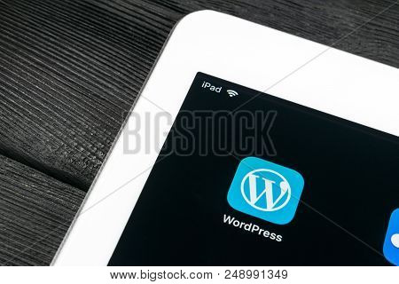 Sankt-petersburg, Russia, July 6, 2018: Wordpress Application Icon On Apple Ipad Pro Screen Close-up