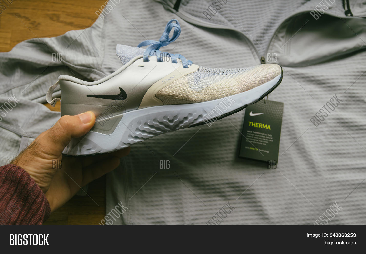 nike shoes manufactured