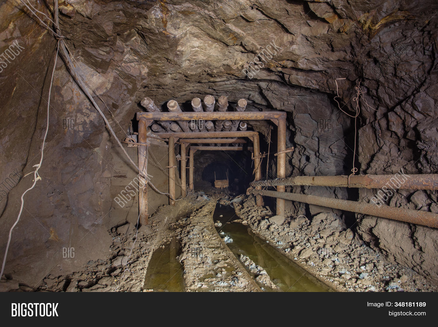 Underground Gold Ore Image & Photo (Free Trial) Bigstock