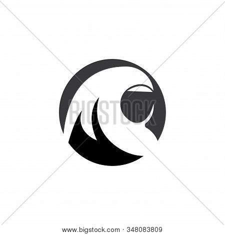 Muslimah Hijab Logo Template Vector Illustration Design