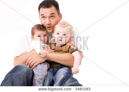 กอดพ่อให้กลุ่ม