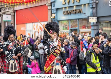 London, January 26, 2020. Shree Muktajeevan Swamibapa Pipe Band. Members Of Parade In London Chinato