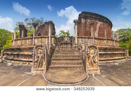 Vatadage (round House) Of Polonnaruwa Ruin Unesco World Heritage On Sri Lanka.