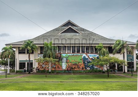 Kahului, Maui,, Hawaii, Usa. - January 12, 2020: Big Hall Or Kaaike Behind Green Lawn And Under Ligh