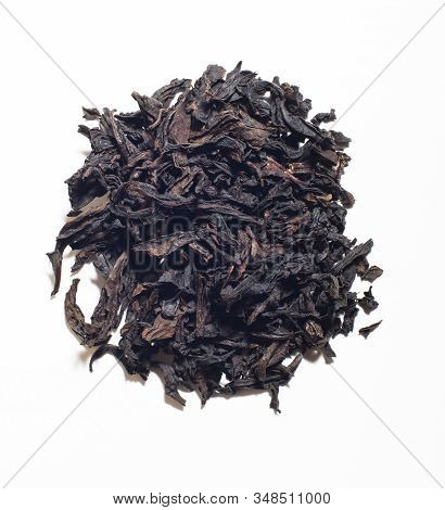Da Hong Pao Big Red Robe Wuyi Shan Roasted Ooloong Tea In Round Shape Isolated