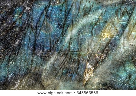 Labradorite Quartz Crystal Mineral Spectrolite With Peacock Color