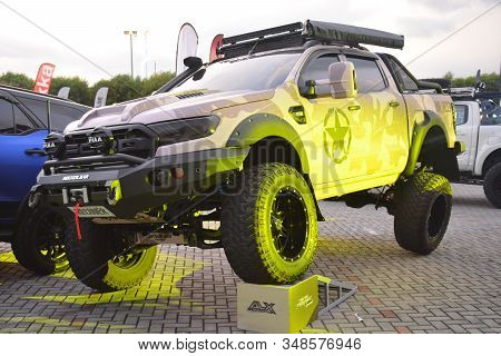Pasay, Ph - Dec. 7: Ford Ranger Raptor Pick Up At Bumper To Bumper 15 Car Show On December 7, 2019 I