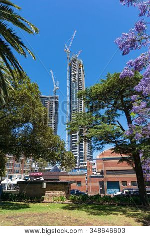 Sydney, Australia - November 12, 2016: Construction Of Altitude By Meriton Condominium Complex In Pa