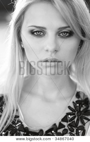 Donna di ritratto con make-up