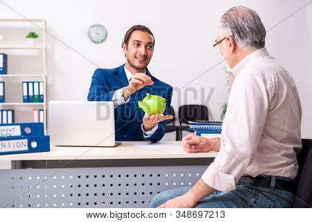Financial advisor giving retirement advice to old man