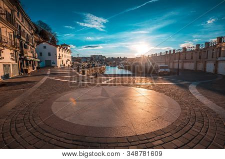 San Sebastian, Guipuzcoa / Spain »; February 2, 2020: Sunrise From The Port Of San Sebastián