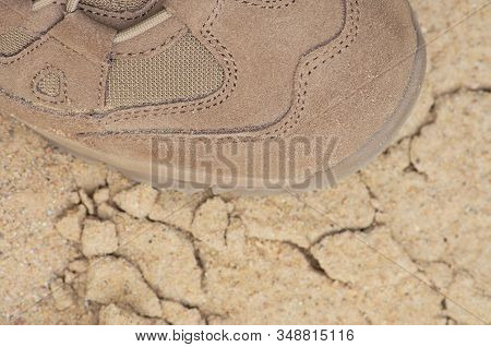 Brand New Suede And Nylon Beige Tan Camo Military Tactical Desert Combat Boot, Arid Dried Soil And S