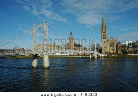 Inverness, Skotsko. Most přes řeku Ness