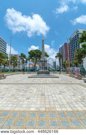 Recife, Pe, Brazil - October 14, 2021: Boa Viagem Square And The Obelisk.