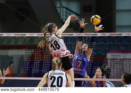 Istanbul, Turkey - September 09, 2021: Turkish Airlines Vs Aydin Buyuksehir Belediyespor Sultans Lea