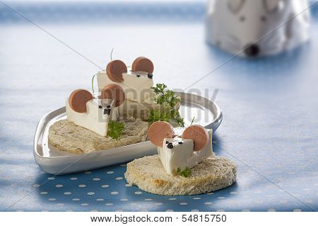 Mouse sandwich