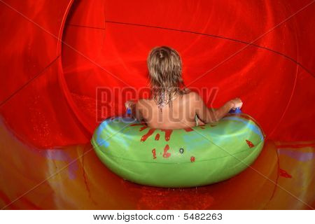 Vezetés egy Aquapark csúszdával