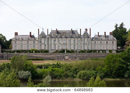 Chateau de Menars