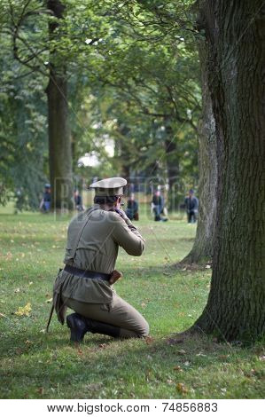 Soviet soldier aiming to enemy