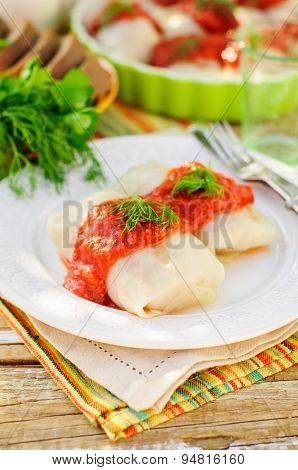 Cabbage Rolls With Tomato Sauce And Dill