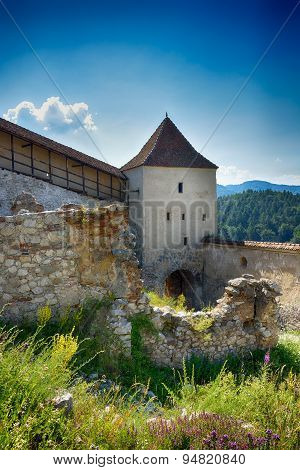 Ra?nov Citadel (romanian: Cetatea Râ?nov, German: Rosenauer Burg) Is A Historic Monument And Landmar