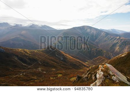 China Sichuan Aba road scenery
