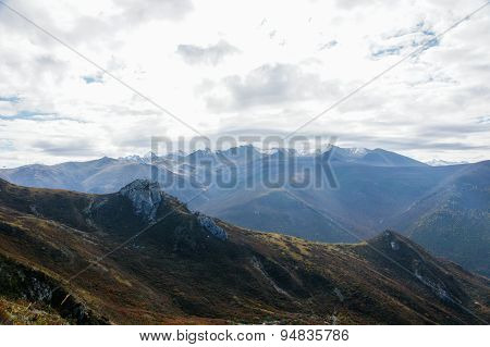 China Sichuan Aba road scenery