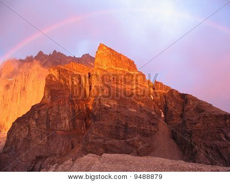 Torres del Paine ved solopgang