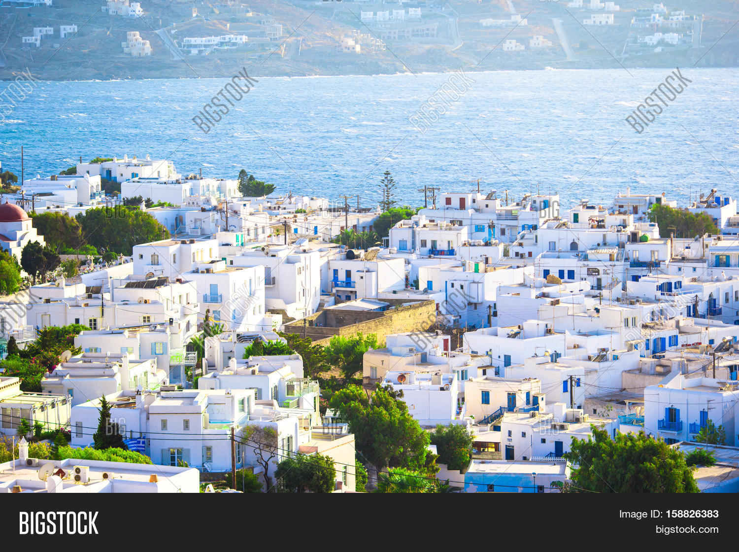 много на греческом. миконос (остров). этапы греческого искусства. старый город на острове миконос греция. гинайкратия в греции.