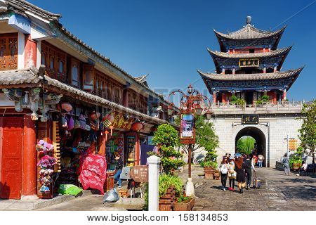 The Wuhua Tower And Souvenir Shops In Dali Old Town, China