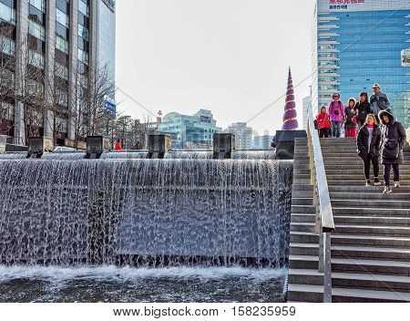 Cheonggye Stream And Public Recreation Walkway Of Seoul
