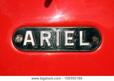 Ariel 500cc Red Hunter Motorcycle. Photographed at Coleford Carnival of Transport, England. 11th April 2009. (close up Ariel tank emblem)