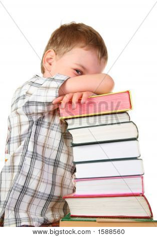 Ragazzo con libri