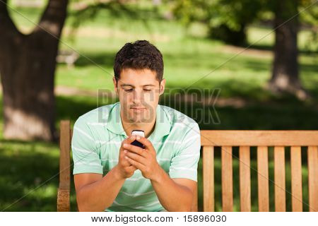 Ember a telefont, a padon