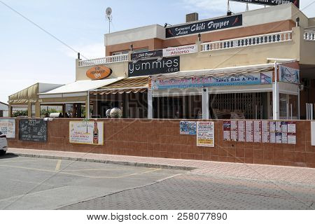 Playa Flamenca, Spain - 13 Sept 2018 :  Citrus Center Shops, Bars And Restaurants