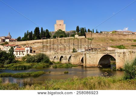 View Of Bridge And The Castle Of Henry Ii Of Castile (14th Century) And River Agueda, Ciudad Rodrigo