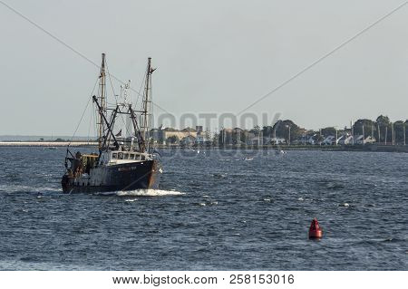 New Bedford, Massachusetts, Usa - September 4, 2018: Commercial Fishing Boat Buzzards Bay Crossing N