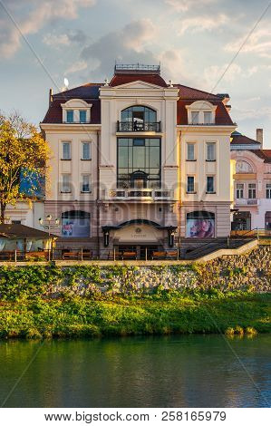 Uzhgorod, Ukraine - Nov 10, 2012: Modern Architecture Of The Old Town On The Bank Of River Uzh At Su