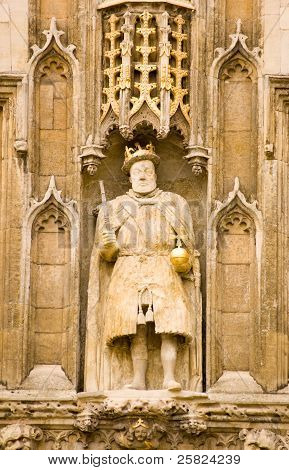 Statua di re Henry VIII, Cambridge