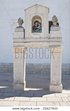 Madonna del Pozzo แซงโบสถ์ Capurso Puglia อิตาลี