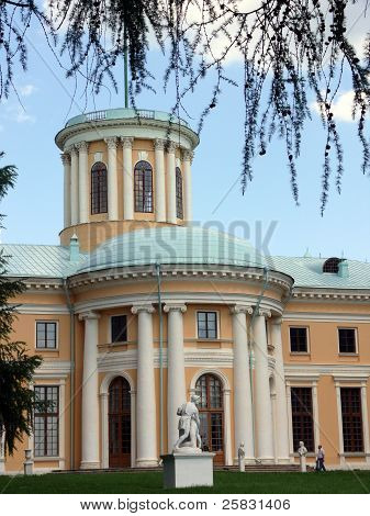 Palast in Archangelskoje. Moskau