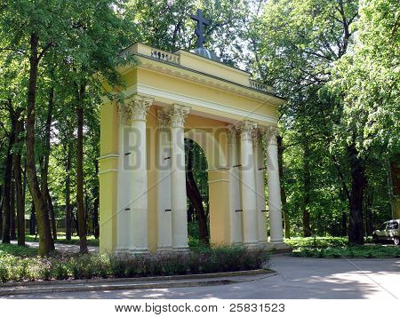 die Sankt-Tore in Archangelskoje. Moskau
