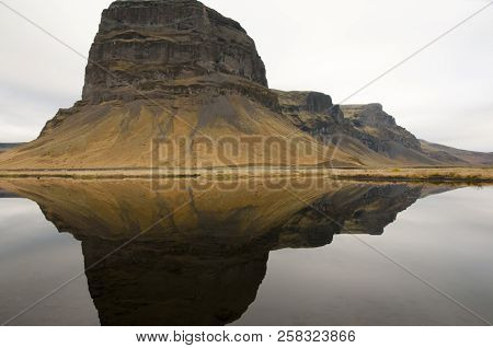 Picturesque Lomagnupur Geologic Subglacial Mound - Iceland