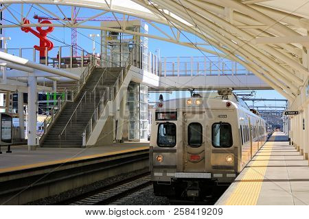 September 14, 2018 In Denver, Co:  Rtd Light Rail Train Arriving To Union Station In Downtown Denver