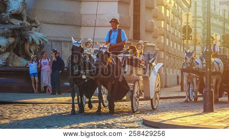 Vienna, Austria - 19.08.2018: Horse-drawn Carriage Or Fiaker, Popular Tourist Attraction, On Michael