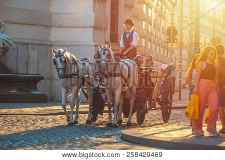 Vienna, Austria - 19.08.2018: Horse-drawn Carriage Or Fiaker, Popular Tourist Attraction, On Michael