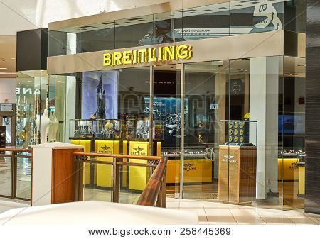 Aventura, Usa - August 23, 2018: Breitling Famous Boutique In Aventura Mall. Breitling Is A Swiss Lu