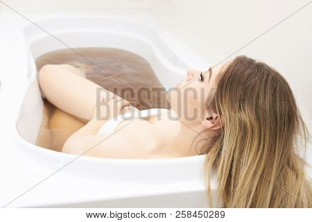 Detox Girl Bath Therapy. Pant Maral Blood Health Skincare. Organic Relax Woman Body Tub. Young Femal