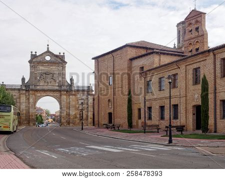 San Benito Arch And The Santa Cruz Monastery - Sahagun, Castile And Leon, Spain, 18 September 2014