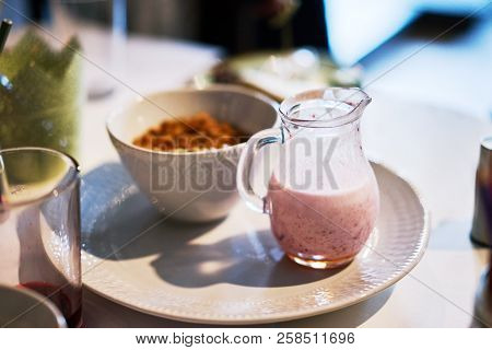 Delicious Crunch Muesli Warm White Cafe Morning Breakfast